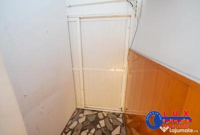 Spațiu comercial, de 35 mp, în Peco - 2