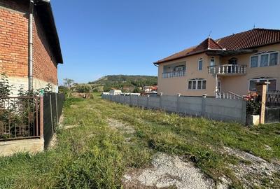 Teren intravilan de vânzare în Chinteni – poziție extra centrală, 2.635 mp - 2