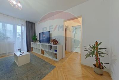 Apartament modern si luminos de închiriat - 3