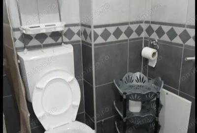 Garsonieră decomandată în Gorjului