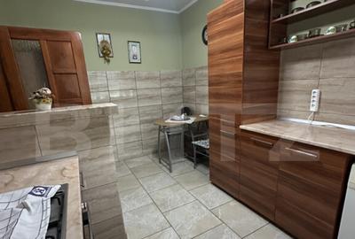 Casa P+2, 240 mp, 300 mp teren, zona Titulescu - 7