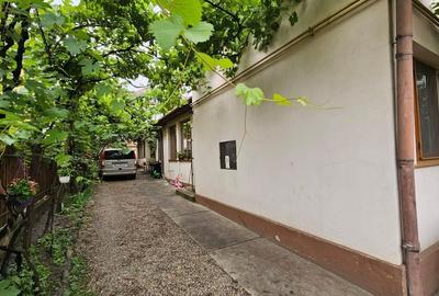 Casa pe un singur nivel, cartier Dambul Rotund - 2