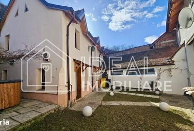 Casă cu 4 camere în Câineni - 2