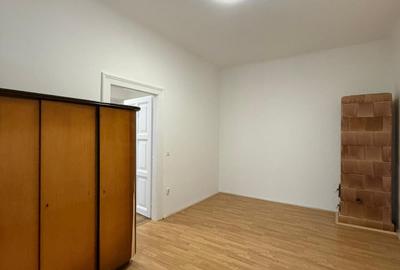 Ap 2 cam semidec, renovat, nemobilat. 70 mp, zona Fac. de Litere - Horea - 3