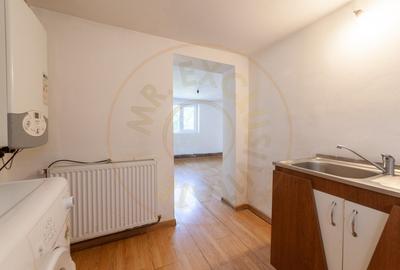 Oportunitate rara! Casa cu curte la munte-Campulung Muscel! - 11