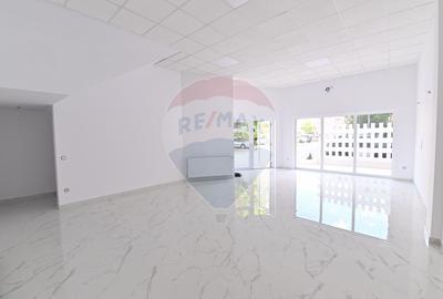 Casă cu 14 camere cu Teren 360 Mp în Central - 25