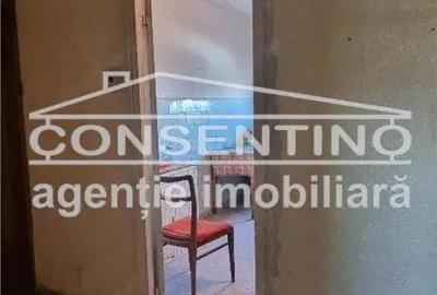 Se vinde imobil cu 3 camere , Brosteni, decomandat - 1