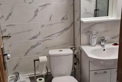 Garsonieră decomandată în Central - 9