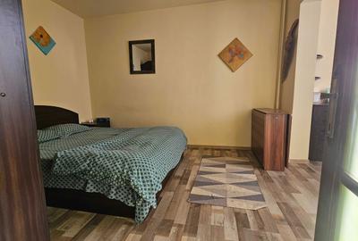 Apartament cu 3 camere semidecomandat în Exterior Vest - 4