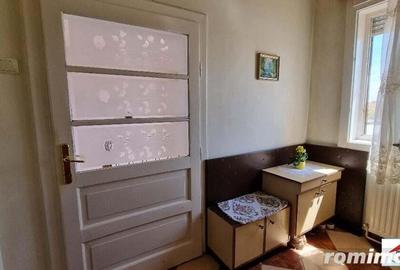 Apartament la casa cu garaj si curte proprie etaj 1 - 3