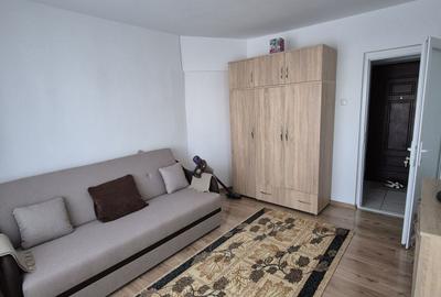 Garsonieră decomandată în Micro 11 - 1