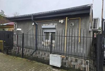 Cota de 2/4 din casa si teren, Loc Calarasi, Jud Calarasi - 2