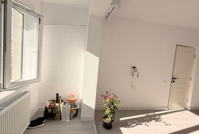 Apartament cu 2 camere decomandat în 1 Decembrie 1918