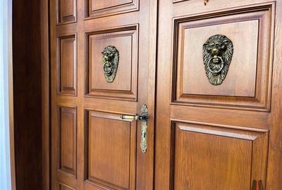 Vila eleganta / Mark Twain / Cambrige /Jolie Ville / COMISION 0 Vila eleganta / Mark Twain / Cambrige /Jolie Ville / COMISION 0 - 6