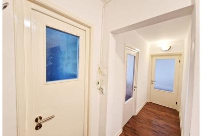 De Vanzare! Apartament 3 camere decomandat- str Zorilor - 10