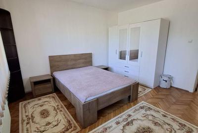 Apartament cu 3 camere decomandat în Gruia - 15