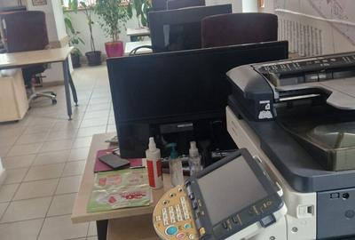 Spațiu comercial, de 50 mp, în Titan - 2