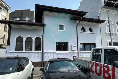 Casă individuală cu 4 camere cu Canalizare în Dacia