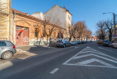 Apartament cu 2 camere semidecomandat în Central