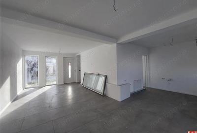 Casa noua cu piscina in Fantanele - 9