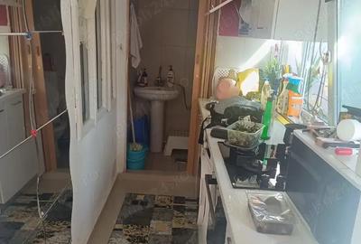 Casa 2 camere + bucatarie, curte 50 mp, Sector 1 - 8