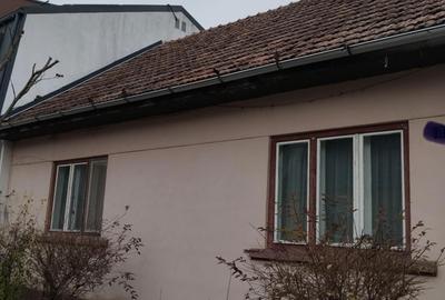 Casă cu 3 camere în Dacia - 4