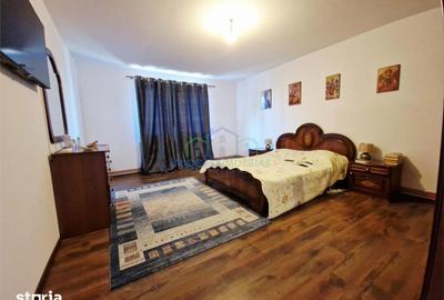 Casă cu 5 camere cu Teren 2936 Mp în Coșoveni - 4