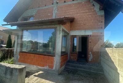 Constructie pretabila investitie , la rosu, Radauti - 12