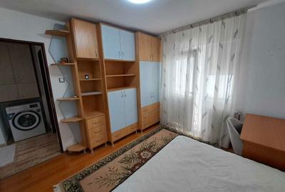 Apartament cu 2 camere decomandat în Nicolina - 2