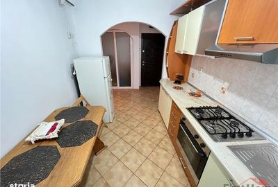 Apartament cu 2 camere decomandat în Sud - 12