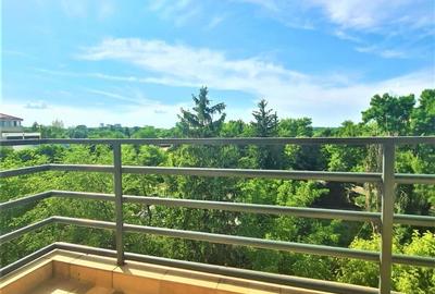 Apartament cu 4 camere decomandat în Primăverii