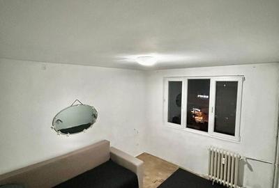 Apartament cu 2 camere decomandat în Titan - 1