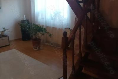 Casa renovata cu piscina ?i vedere superba spre Straja - 4