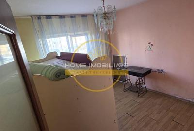 Apartament cu 3 camere decomandat în Dacia - 2