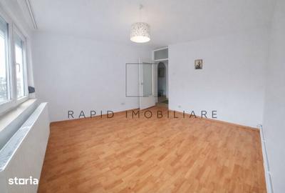 Apartament cu 3 camere decomandat în Micro 21 - 2