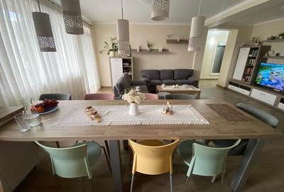 Apartament de vanzare cu 3 camere, 87mp, la cheie cu parcare