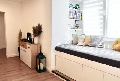 Apartament cu 3 camere semidecomandat în Sud - 2