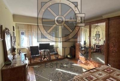 Apartament 3 Camere in Vila -Curte/Garaj  - Bulevardul Dacia - 2