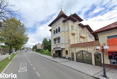 Apartament cu 5 camere în Ultracentral - 3