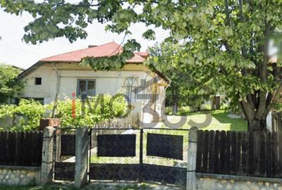 Casa veche si teren Izvorani - toate utilitatile - 4