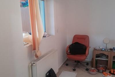 Casă cu 2 camere cu Teren 151 Mp în Andronache - 3