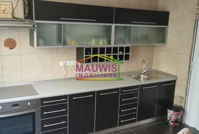 Spațiu comercial, de 95 mp, în Apărătorii Patriei - 1