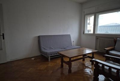 Apartament cu 3 camere semidecomandat în Universitate - 3