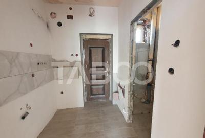 Apartament de vanzare 2 camere 44 mp utili 13 Decembrie bloc - 2