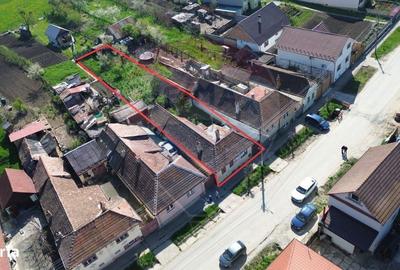 Casă cu 3 camere cu Teren 477 Mp în Central - 9