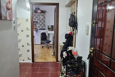 Apartament cu 2 camere decomandat în 13 Decembrie - 9