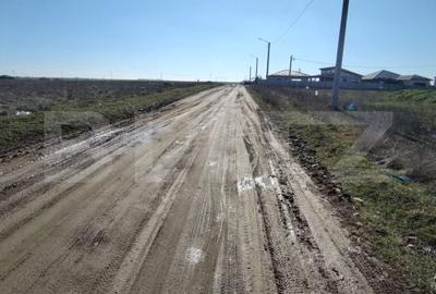 Teren de 7439 mp, în Central - 1