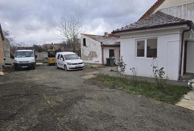 Casă cu 2 camere cu Teren 650 Mp în Central - 7