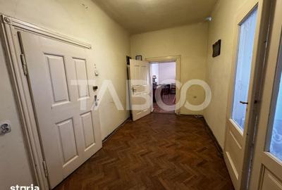 Apartament cu 3 camere decomandat, mobilat în Orașul de Jos - 2