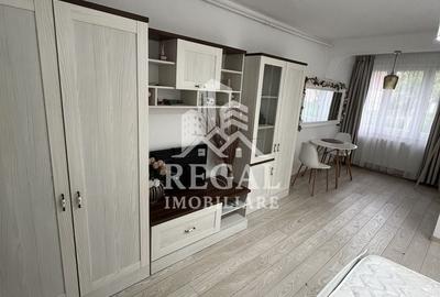 Garsonieră decomandată, mobilată în Central - 2